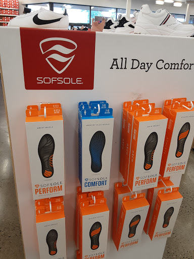 Shoe Store «Famous Footwear Outlet», reviews and photos, 1332 Lum Rd, Centralia, WA 98531, USA