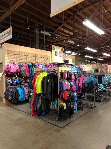 Camping Store «REI», reviews and photos, 1338 San Pablo Ave, Berkeley, CA 94702, USA
