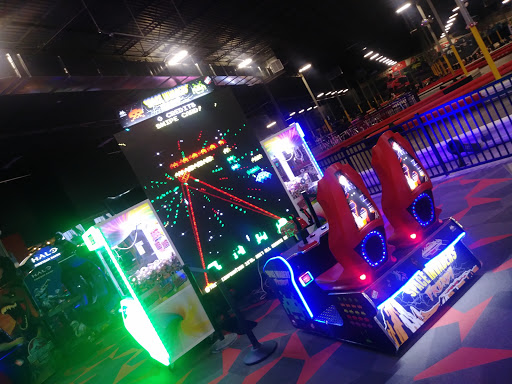 Go-Kart Track «Autobahn Indoor Speedway & Events - Jacksonville, FL», reviews and photos, 6601 Executive Park Ct N, Jacksonville, FL 32216, USA