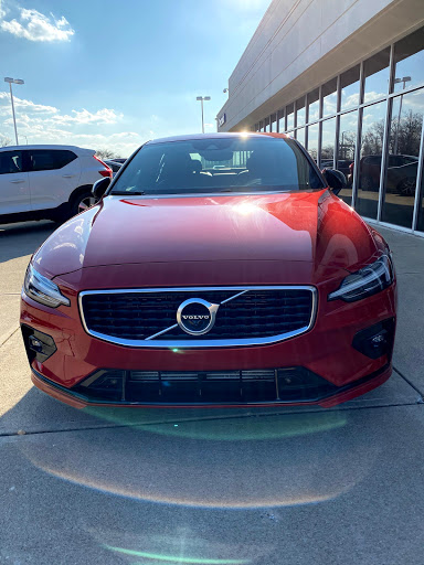 Car Dealer «Volvo Cars of Cincinnati North», reviews and photos, 5890 Muhlhauser Rd, West Chester Township, OH 45069, USA