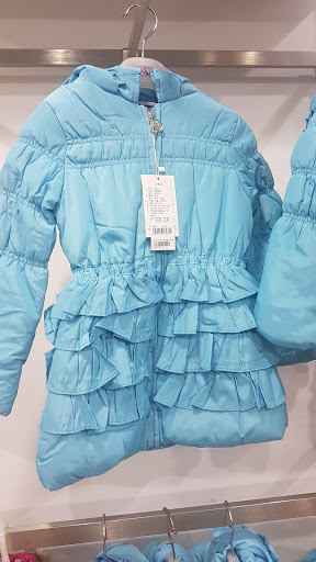 Stores to buy women's down jackets Mecca