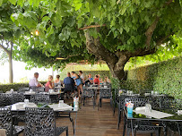 Atmosphère du Restaurant français Bistrot la Terrasse à Joucas - n°3