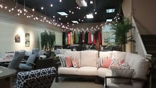 Furniture Store «Gibson Furniture and Patio», reviews and photos, 141 N Water Ave, Gallatin, TN 37066, USA