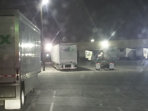 Mailing Service «FedEx Ground», reviews and photos, 4901 Village Creek Rd, Fort Worth, TX 76119, USA