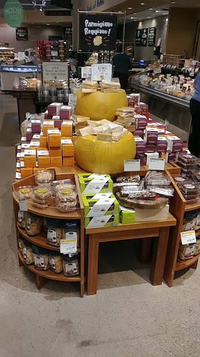 Grocery Store «Whole Foods Market», reviews and photos, 7401 France Ave S, Edina, MN 55435, USA