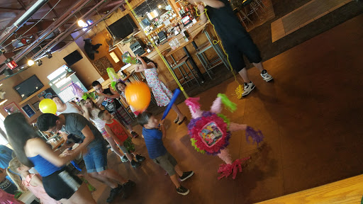 Bowling Alley «Ford Lanes Bowling Center», reviews and photos, 23100 Van Born Rd, Dearborn Heights, MI 48125, USA