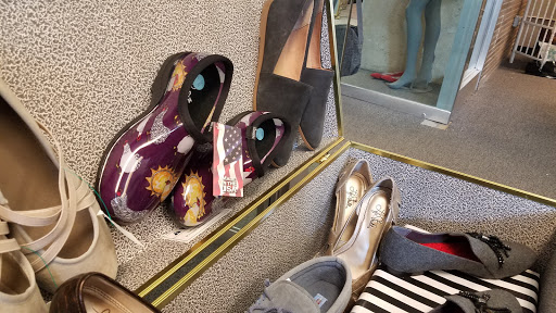 Boutique «blue / A GOODWILL BOUTIQUE /», reviews and photos, 335 S Main St, Akron, OH 44308, USA