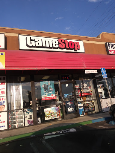 Video Game Store «GameStop», reviews and photos, 6800 Balboa Blvd H, Van Nuys, CA 91406, USA