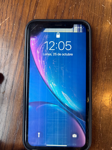 Electronics Repair Shop «CPR Cell Phone Repair Chicago», reviews and photos, 4007 N Damen Ave, Chicago, IL 60618, USA