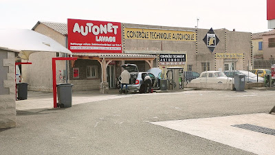 Centre contrôle technique DEKRA à Saint-Maximin-la-Sainte-Baume