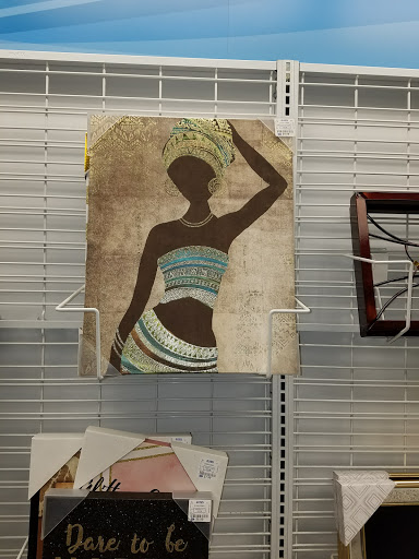 Ross Dress for Less image