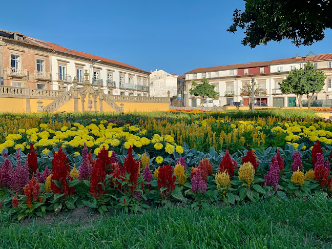 Praça Mouzinho de Albuquerque ou Campo Novo - Braga