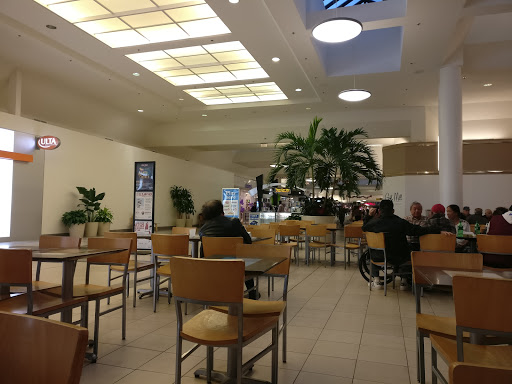 Shopping Mall «Golf Mill Shopping Center», reviews and photos, 239 Golf mill Center, Niles, IL 60714, USA