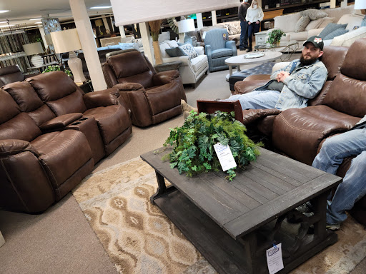 Furniture Store «D.T. McCall & Sons», reviews and photos, 1300 S Jefferson Ave, Cookeville, TN 38506, USA