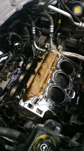 Auto Repair Shop «Auto Plus, Inc.», reviews and photos, 1175 N Farnsworth Ave, Aurora, IL 60505, USA