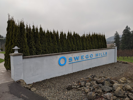 Restaurant «Oswego Hills Vineyard», reviews and photos, 450 Rosemont Rd, West Linn, OR 97068, USA