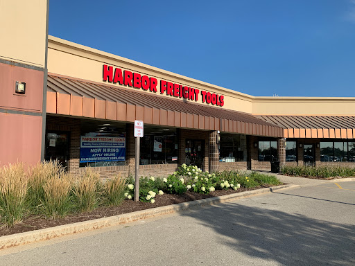 Hardware Store «Harbor Freight Tools», reviews and photos, 940 W Dundee Rd, Arlington Heights, IL 60004, USA