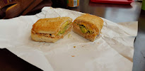 Sandwich au poulet du Sandwicherie Earl of Sandwich à Paris - n°18