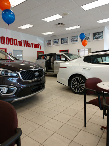 Kia Dealer «Kia of East Syracuse», reviews and photos, 6717 Manlius Center Rd, East Syracuse, NY 13057, USA