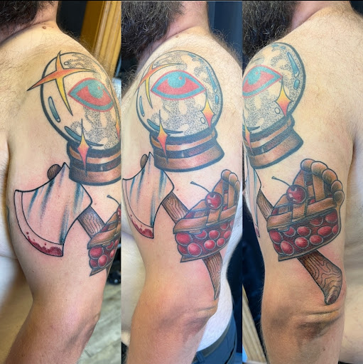 Explore spade tattoo ideas, creative tattoo ideas in Manchester, available at Adorned Art Collective & Tattoo