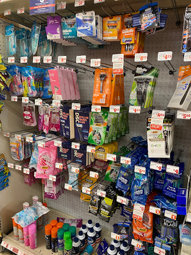 Dollar Store «FAMILY DOLLAR», reviews and photos, 1327 N Dallas Ave, Lancaster, TX 75134, USA