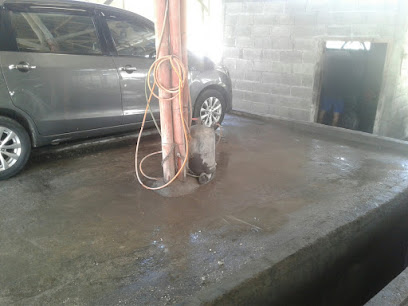 RISKI CAR WASH