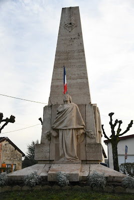 Monument aux morts de Robert-Espagne à Robert-Espagne