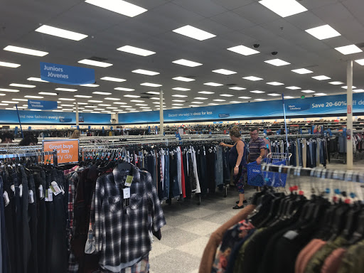 Clothing Store «Ross Dress for Less», reviews and photos, 7800 W 33rd Ave, Hialeah, FL 33018, USA