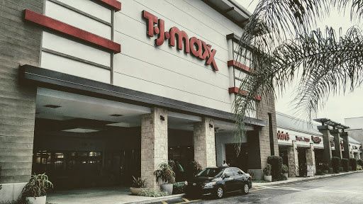 Shopping Mall «Tower Shops», reviews and photos, 1904 S University Dr, Davie, FL 33324, USA