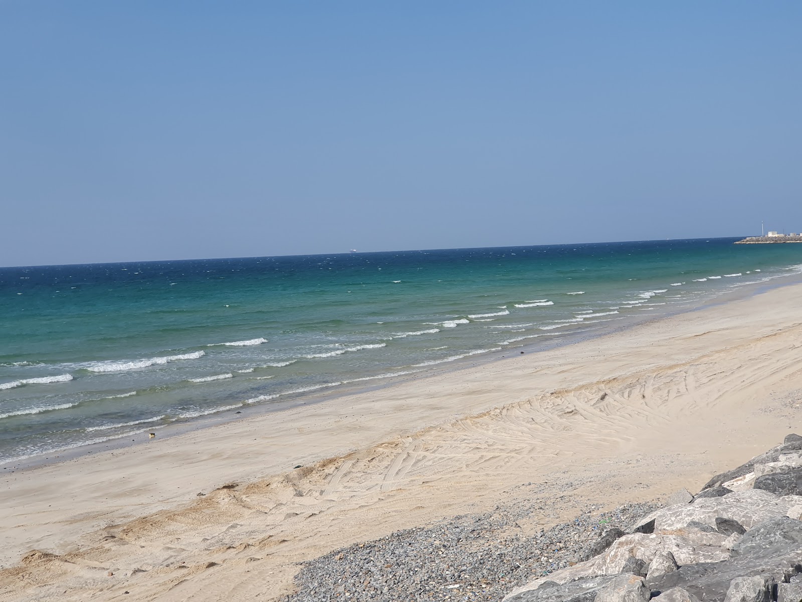 Shaam beach'in fotoğrafı vahşi alan