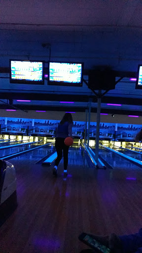 Bowling Alley «Walnut City Lanes», reviews and photos, 1800 SW East St, McMinnville, OR 97128, USA