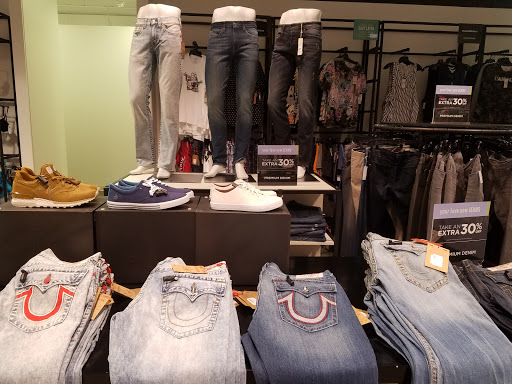 Department Store «Saks OFF 5TH», reviews and photos, 12995 Fair Lakes Shopping Center, Fairfax, VA 22033, USA