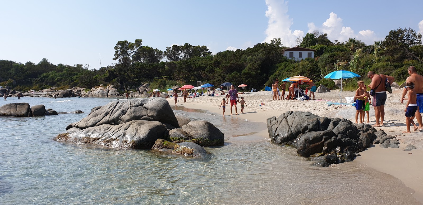 Φωτογραφία του Spiaggia Dei Milanesi - συνιστάται για οικογένειες που ταξιδεύουν με παιδιά