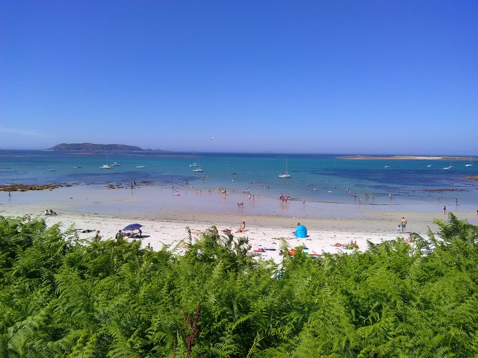 Foto von Plage de Keriec mit beiger sand Oberfläche