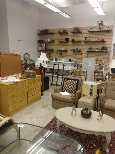 Thrift Store «St Vincent De Paul Society», reviews and photos, 5236 Cedar St, Bellaire, TX 77401, USA