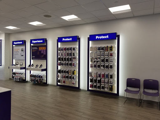 Cell Phone Store «MetroPCS Corporate Store», reviews and photos, 7780 NW 25th St, Miami, FL 33126, USA