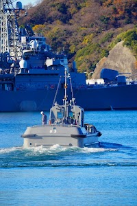 YOKOSUKA軍港めぐりクルーズターミナル