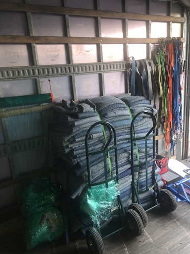 Moving and Storage Service «Kentuckiana Moving LLC, Movers | New Albany Movers | Jeffersonville Movers», reviews and photos, 2011 Southern Hills Dr, Borden, IN 47106, USA