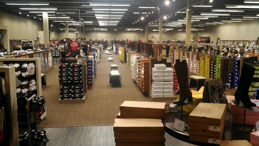 Shoe Store «DSW Designer Shoe Warehouse», reviews and photos, 4910 S Baldwin Rd, Lake Orion, MI 48359, USA