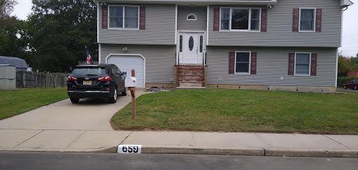 Auto Repair Shop «Belford Auto and Radiator Repair», reviews and photos, 678 Center Ave, Belford, NJ 07718, USA