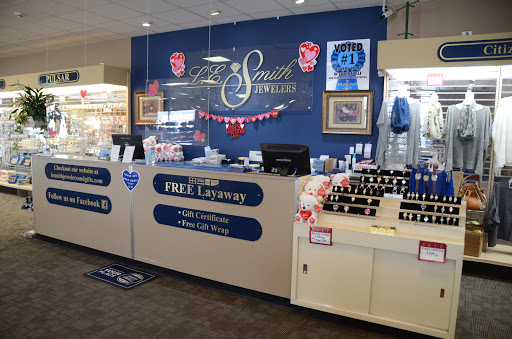 Jewelry Store «L E Smith Family Jewelers», reviews and photos, 9501 Collinsville Rd, Collinsville, IL 62234, USA