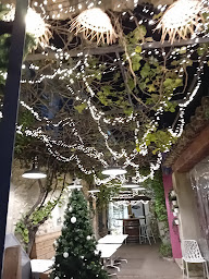 Photo n°59 de Restaurant Karine à Eygalières ()