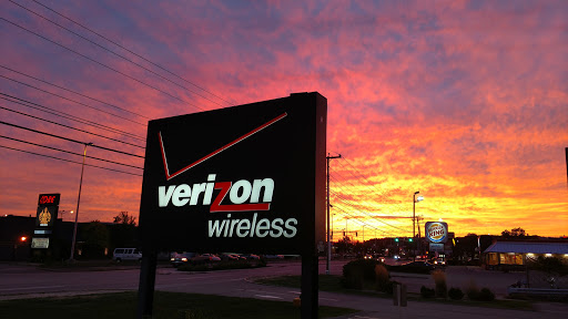 Cell Phone Store «Verizon», reviews and photos, 365 Gorham Rd, South Portland, ME 04106, USA