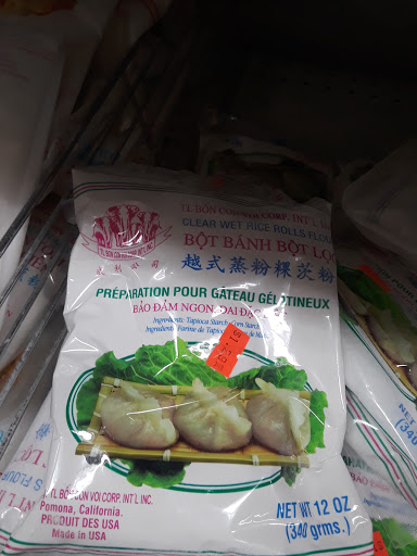 Asian Grocery Store «V-Mart international market», reviews and photos, 176 Narragansett Ave, Providence, RI 02907, USA