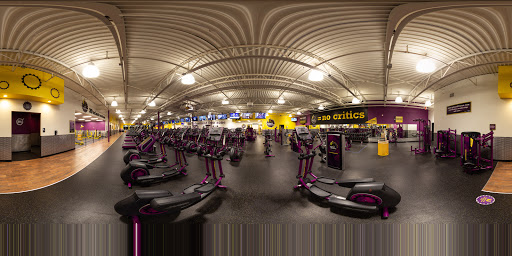 Gym «Planet Fitness», reviews and photos, 1135 E Grand River Ave, Howell, MI 48843, USA