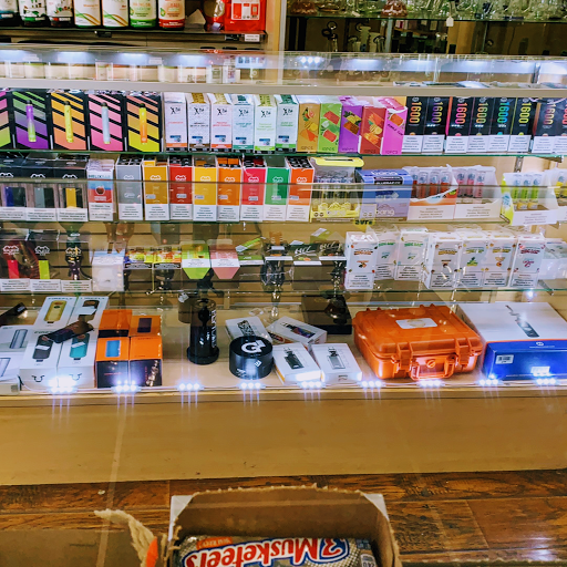 Vaporizer Store «Vape Master & Smoke Shop», reviews and photos, 1708 Long Beach Blvd, Long Beach, CA 90813, USA