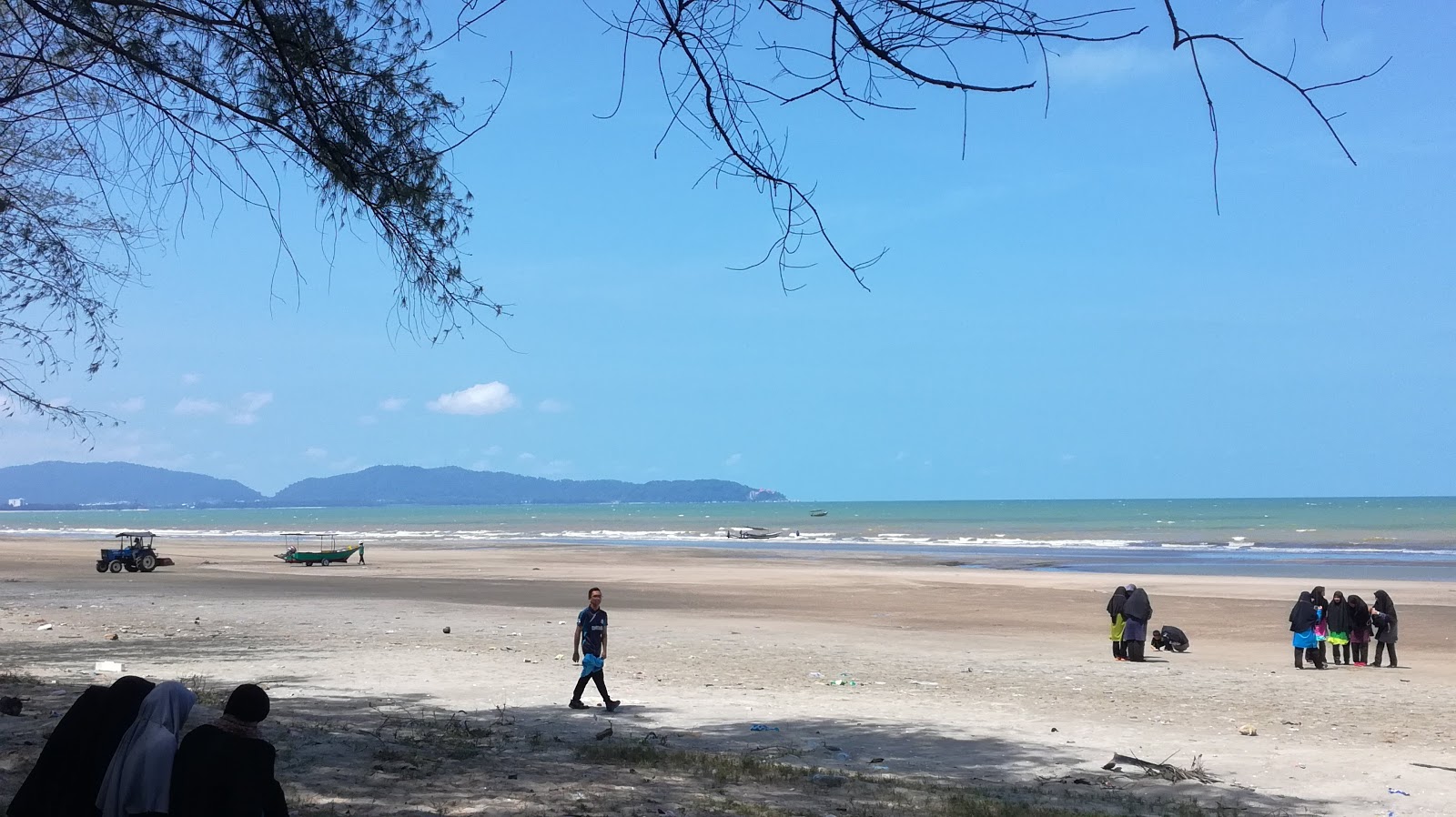 Photo of Cempaka Beach with dirty level of cleanliness