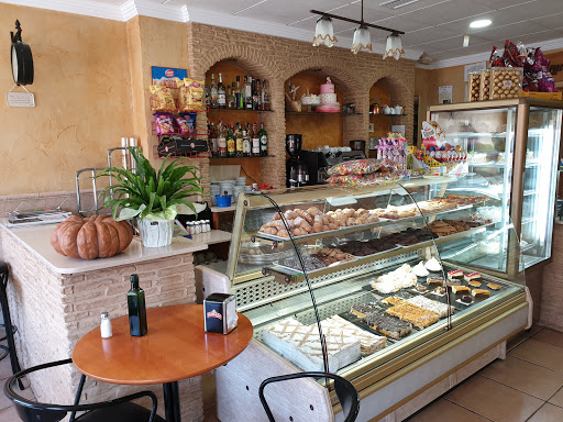 Pastelería Adela en Catral, Alicante