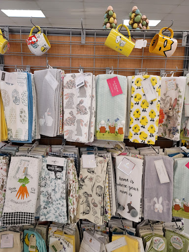 Department Store «T.J. Maxx», reviews and photos, 2700 Wilma Rudolph Blvd, Clarksville, TN 37043, USA