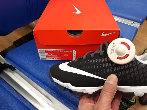 Sporting Goods Store «Big 5 Sporting Goods - Monterey Park», reviews and photos, 2062 S Atlantic Blvd, Monterey Park, CA 91754, USA